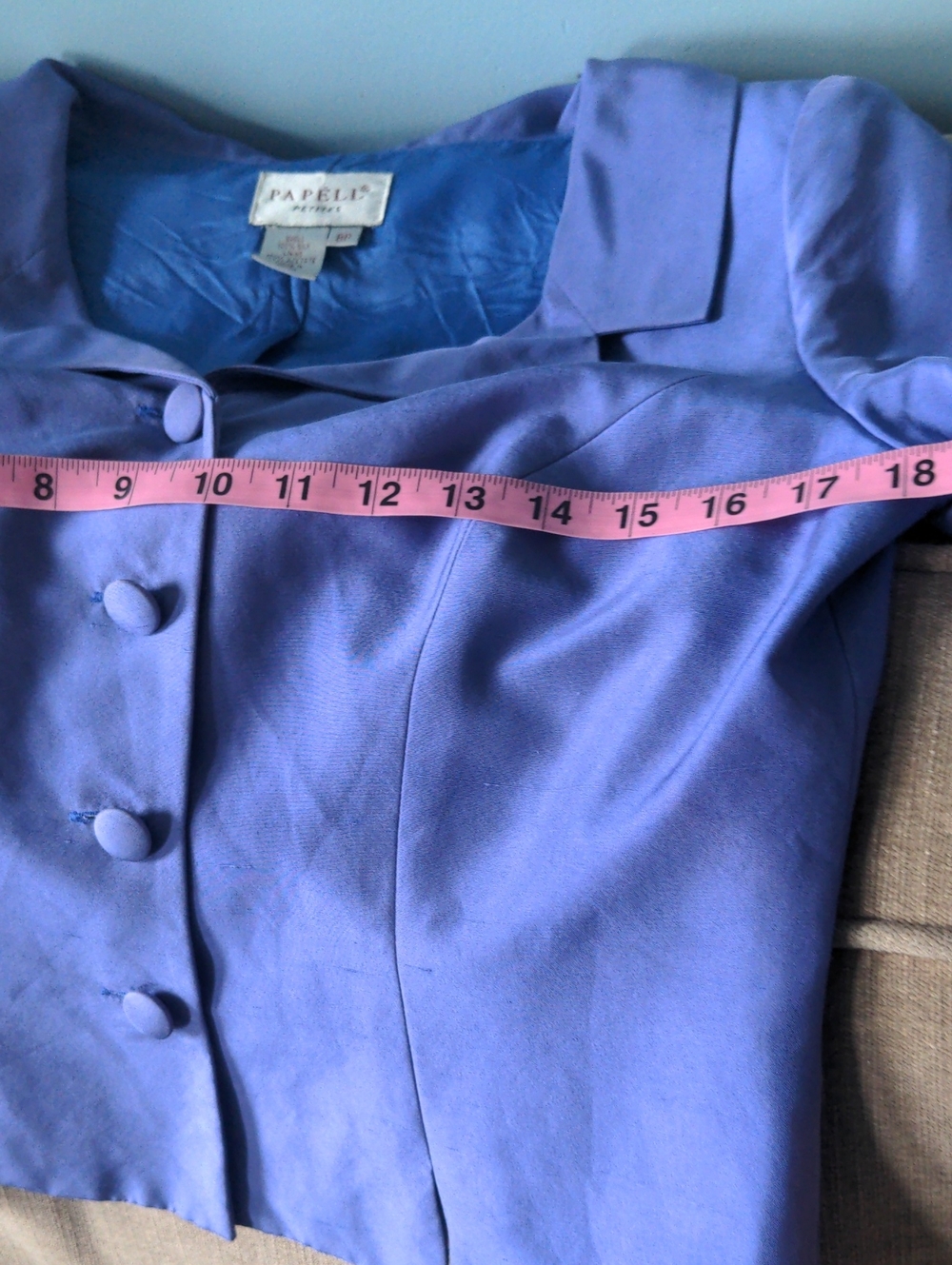Papell  silk blouse, petite, size 8 , Lavender Blue dressy, fitted - Picture 9 of 11